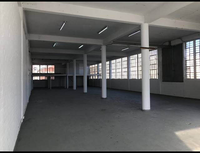 450M² BUSINESS RENTED IN WOODSTOCK